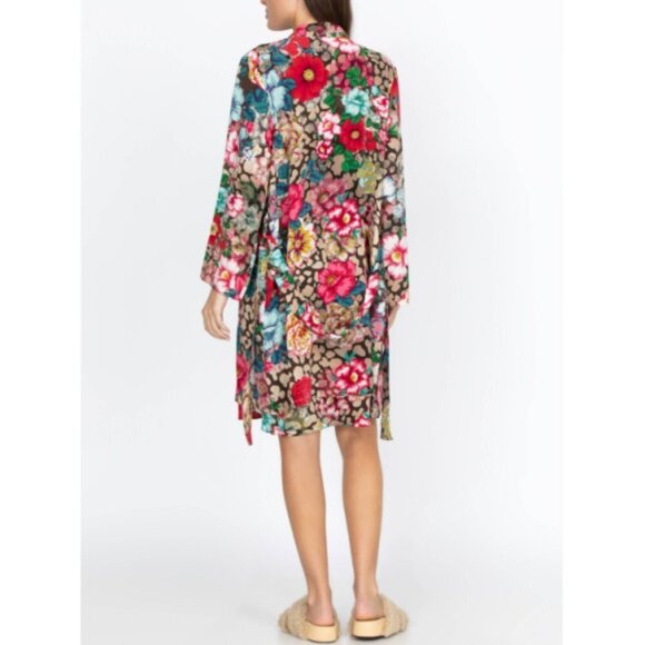 Johnny Was 'Evelyn' Floral-Print Silk Robe, Multicolor - Picture 3 of 3